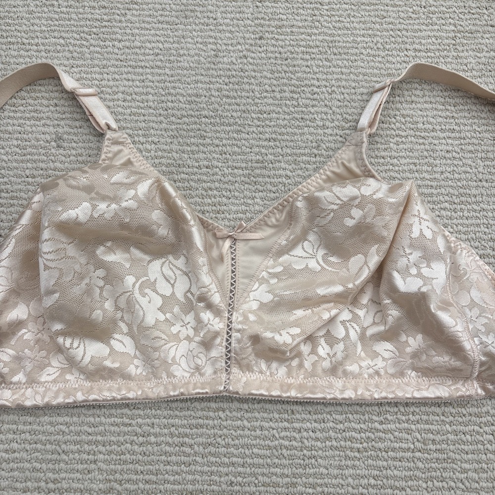 Bali Women Bra 40DD Beige Floral Unlined T Shirt Wireless Lace Bow Strap